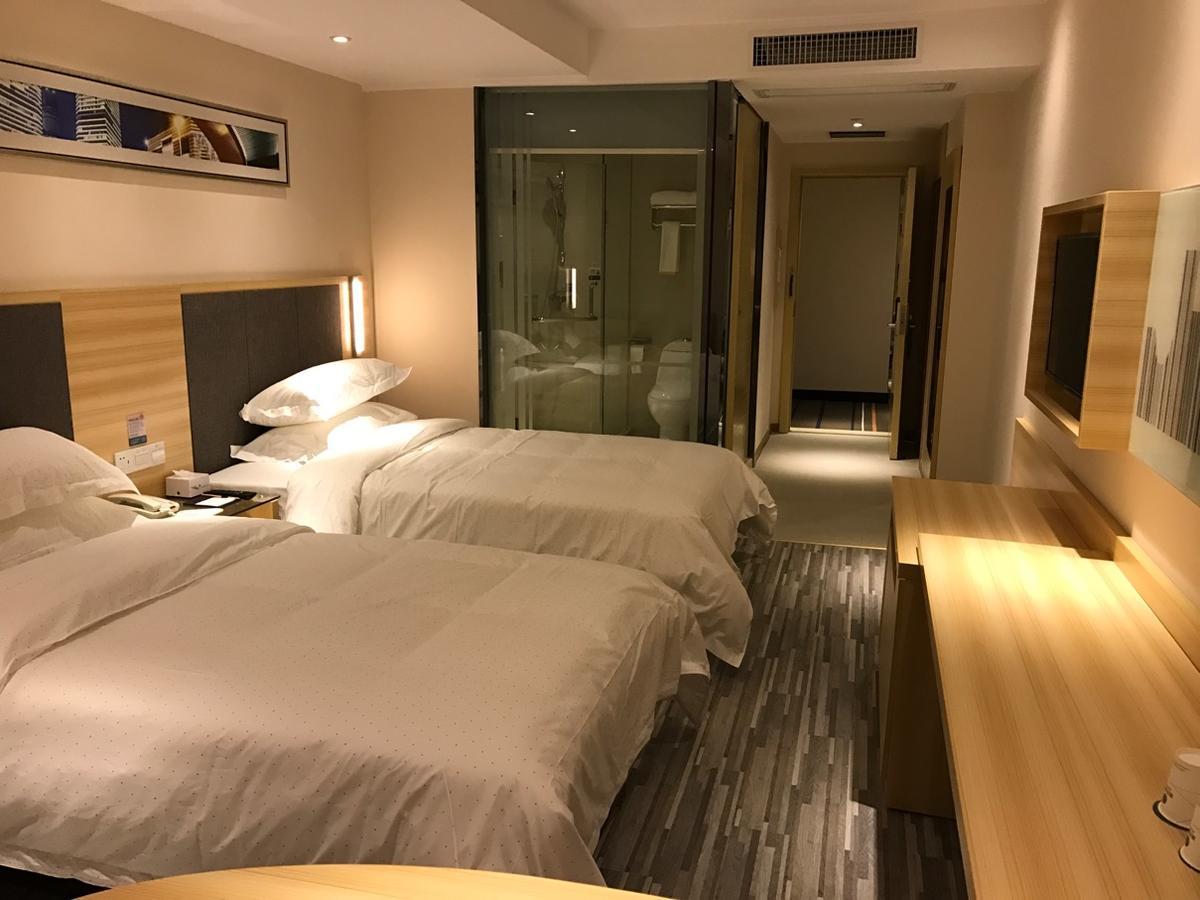 See U Select Hotel Wuhan Zewnętrze zdjęcie