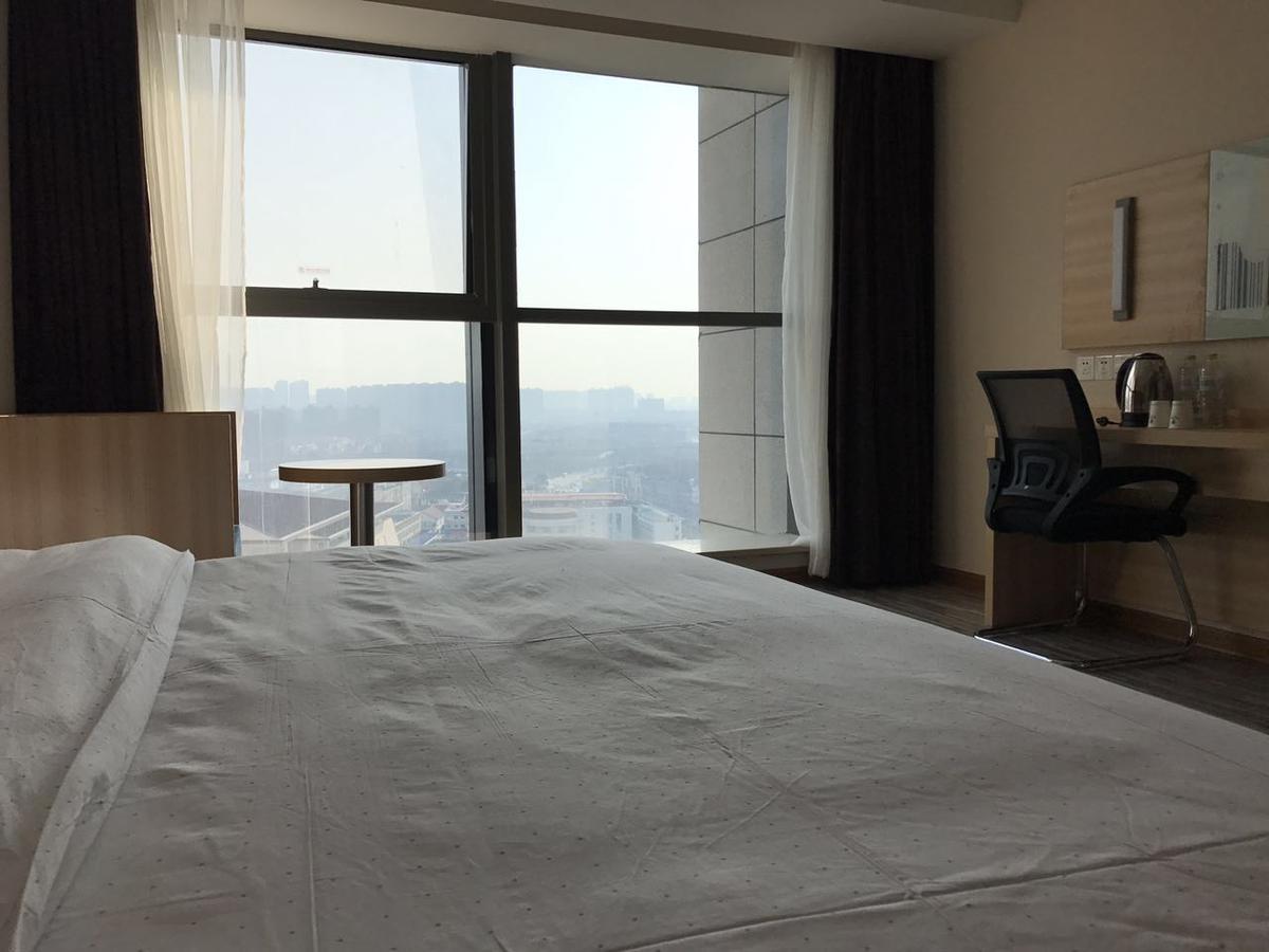 See U Select Hotel Wuhan Zewnętrze zdjęcie