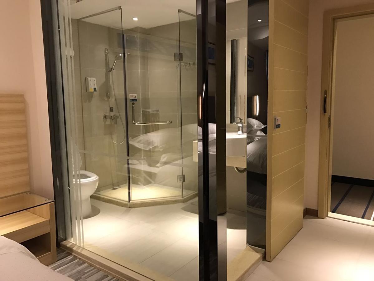 See U Select Hotel Wuhan Zewnętrze zdjęcie